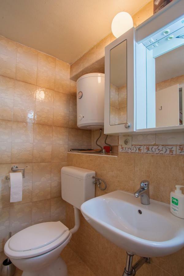 Apartment Surdic Valun Extérieur photo